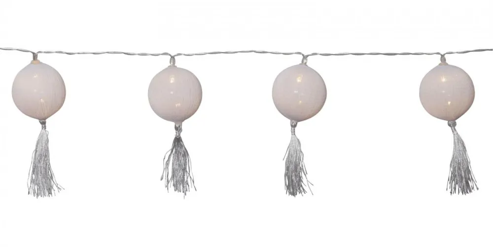 JOLLY TASSEL LIGHT Batterislinga 135cm Vit Säker betalning