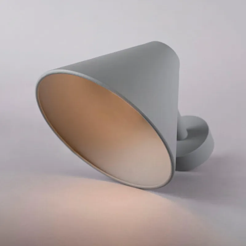 Extra rabatt PEAK Vägglampa 32cm Grå